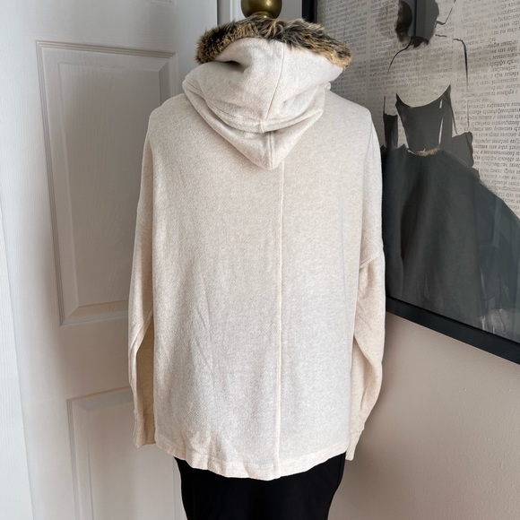 AERIE FAUX FUR HOODIE SWEATER - Picture 3 of 12